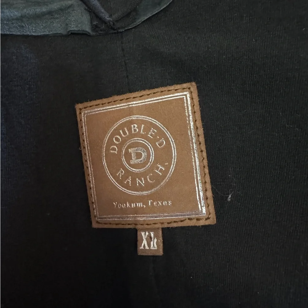 Double D Ranch AMAZING Leather coat.  Worn 2x.  Smoke free home.